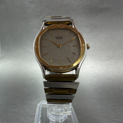 Seiko Watch Unisex 32mm Silver Dial Two Tone READ!!! Round 6430-5299 New Battery5
