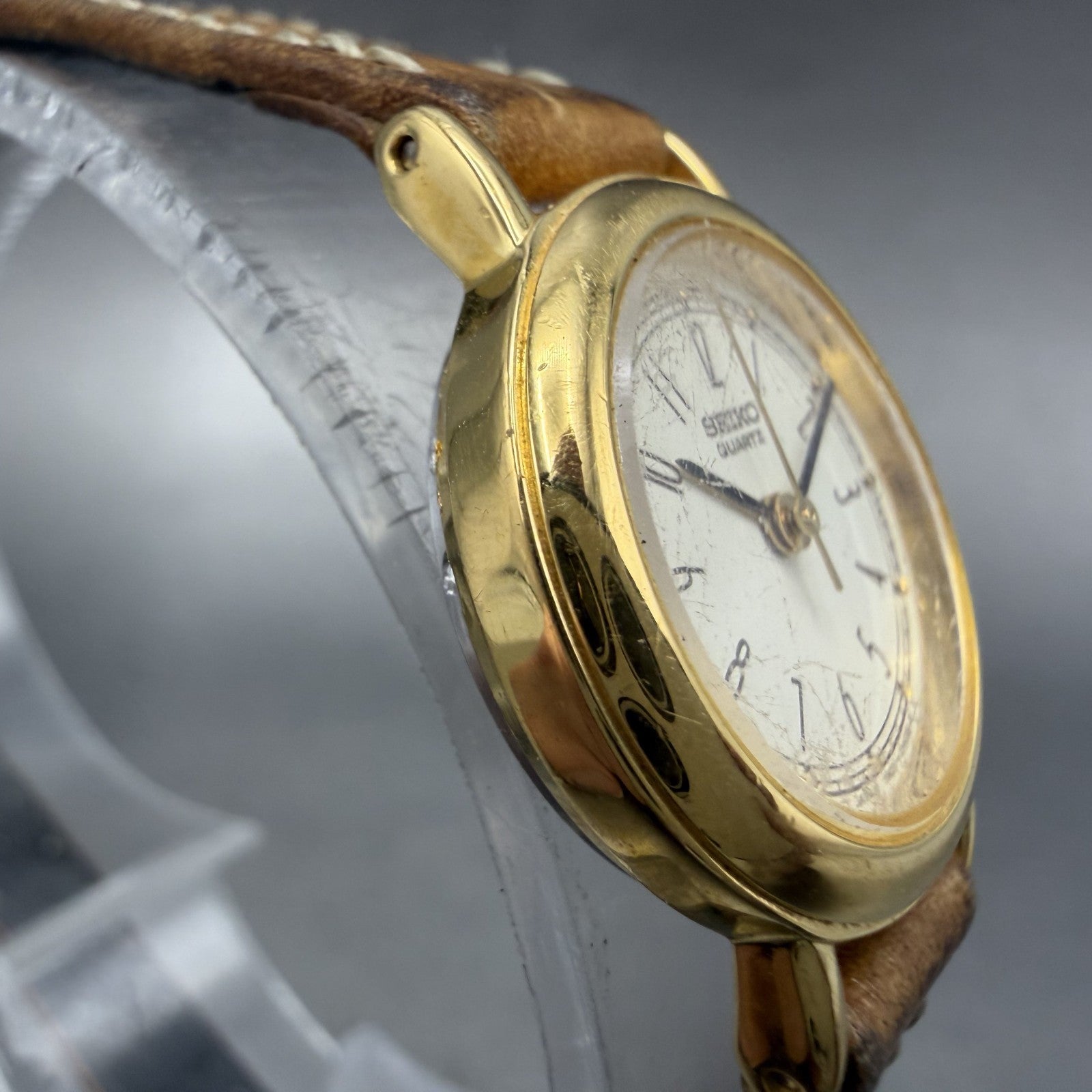 Seiko Watch Women 21mm Cream Dial Gold Tone Round 1N01-0E29 New Battery Vintage3