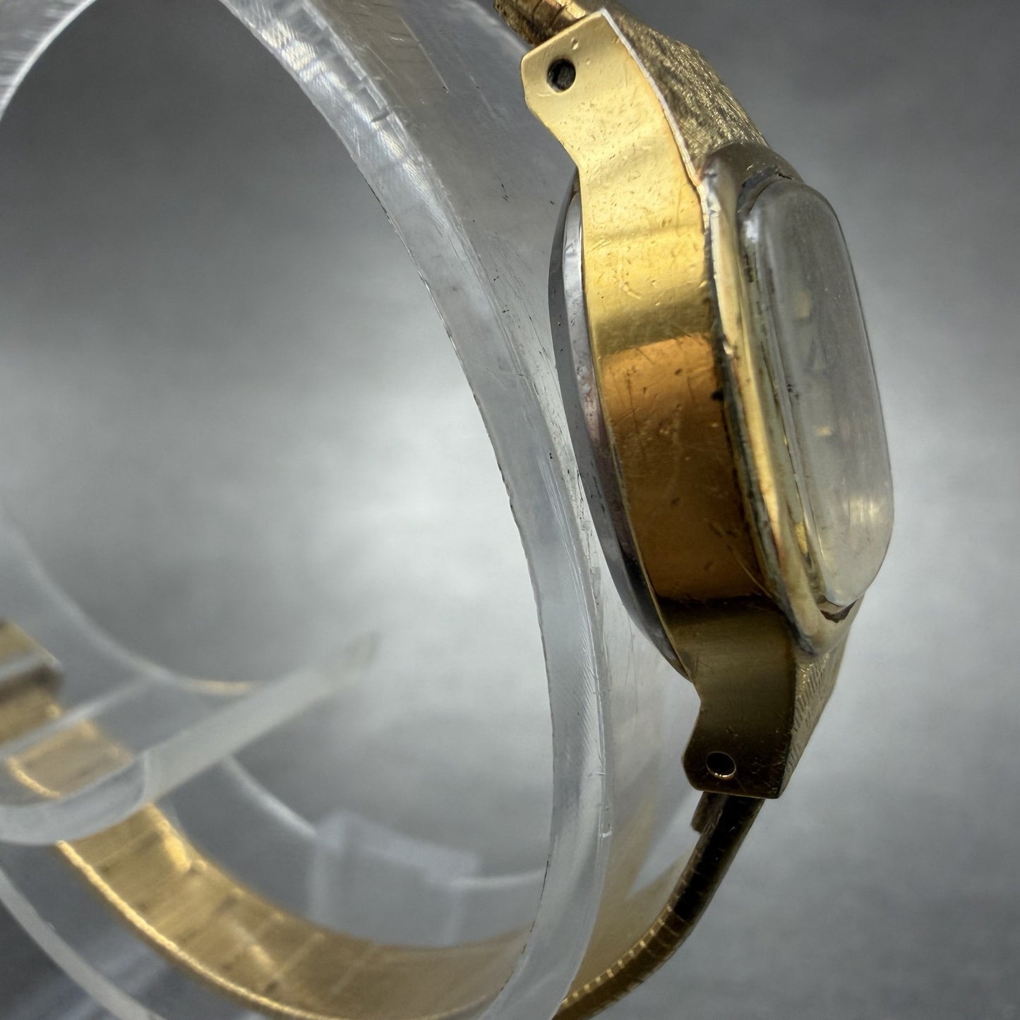 Seiko Watch Women 16mm Champagne Dial Gold Tone Rectangle 1400-6579 New Battery3