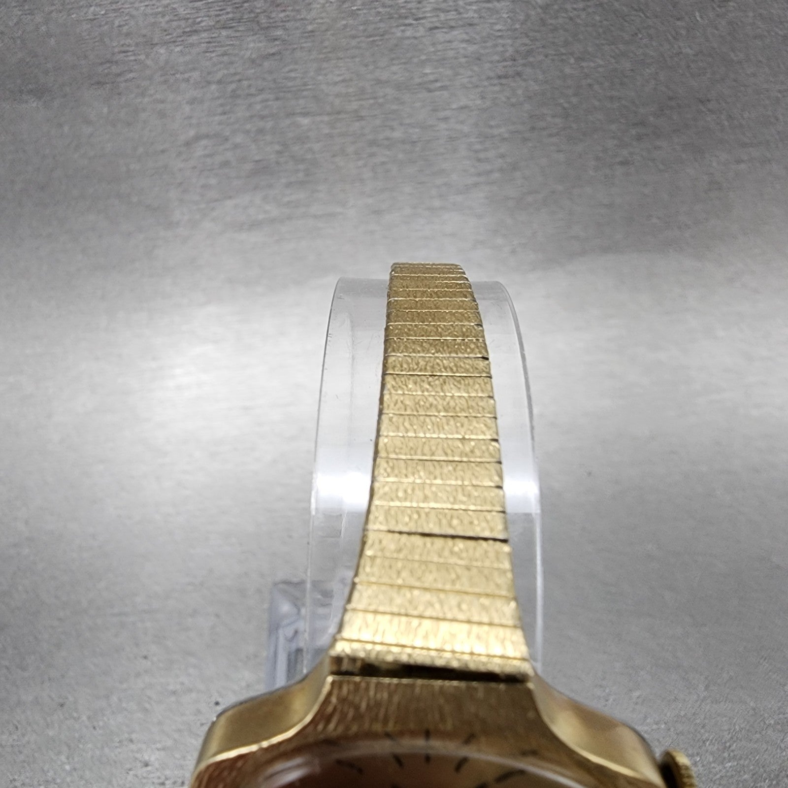 Longines Watch Women 28mm Gold Dial 10K Gold Filled Oval Manual Wind Runs VTG4