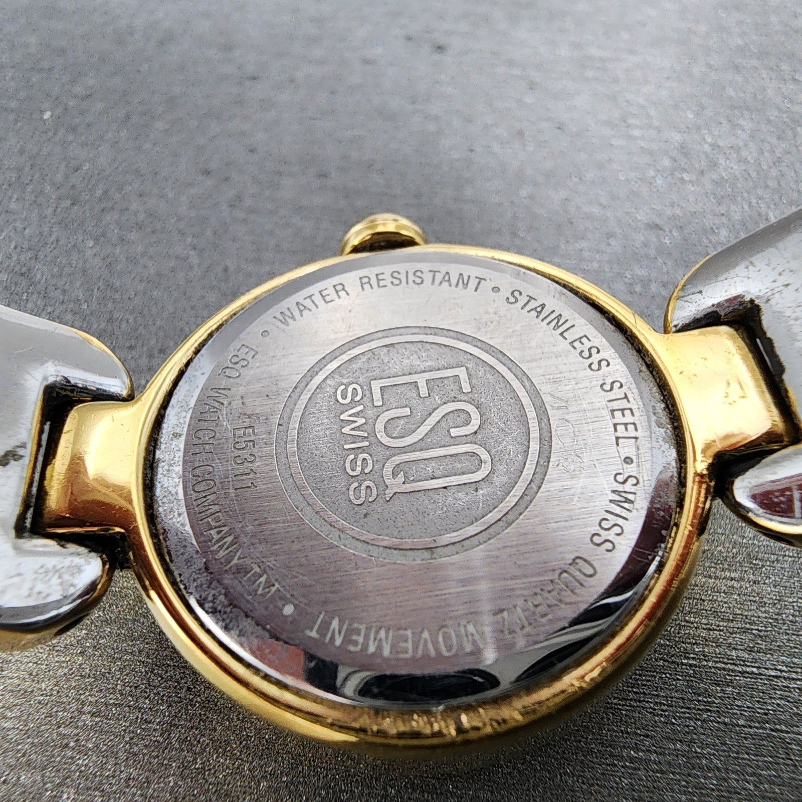 ESQ Watch Women 25mm Black Dial Gold Tone Round E5311 New Battery8