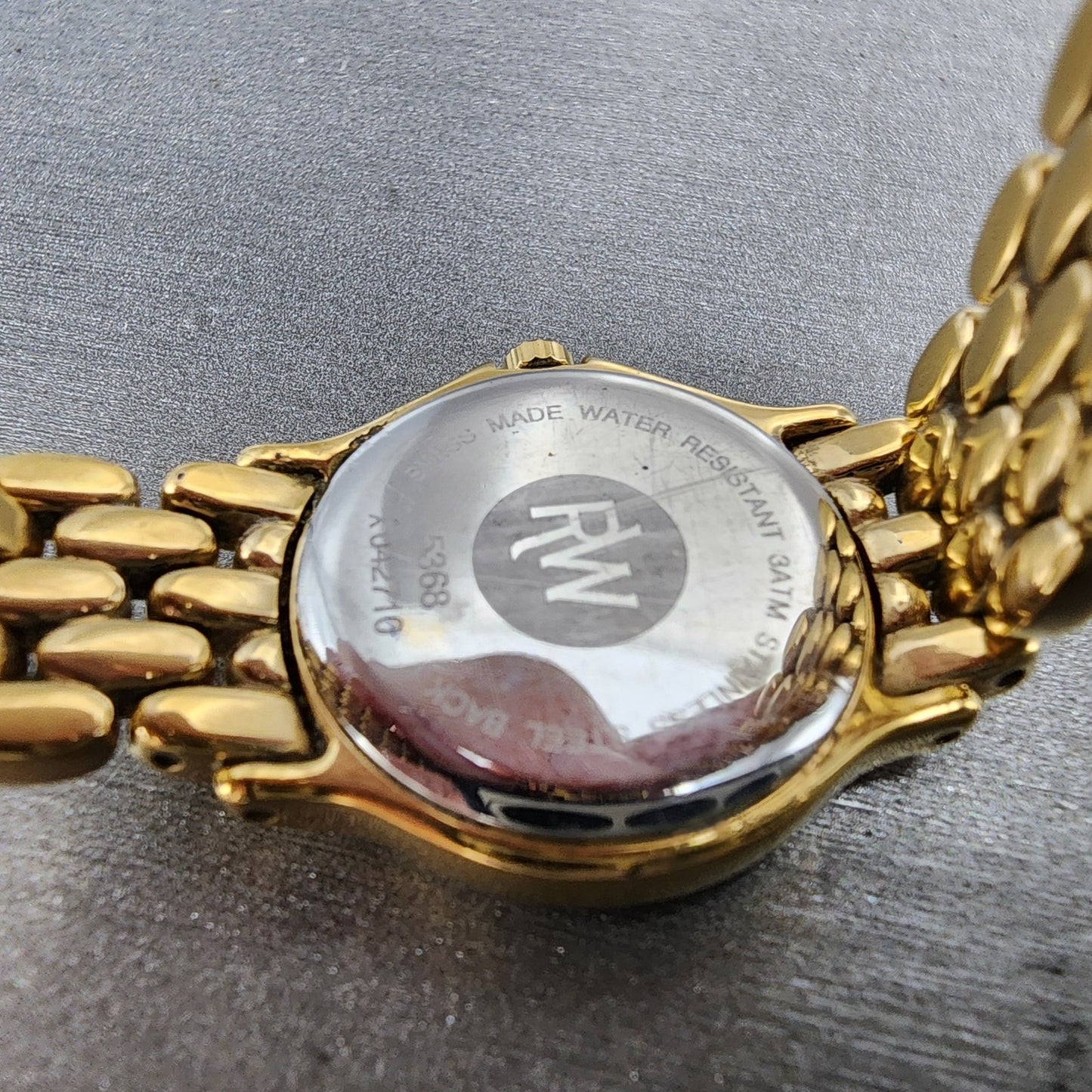 Raymond Weil Watch Women 24mm White Dial Gold Tone Date Round 5368 New Battery9