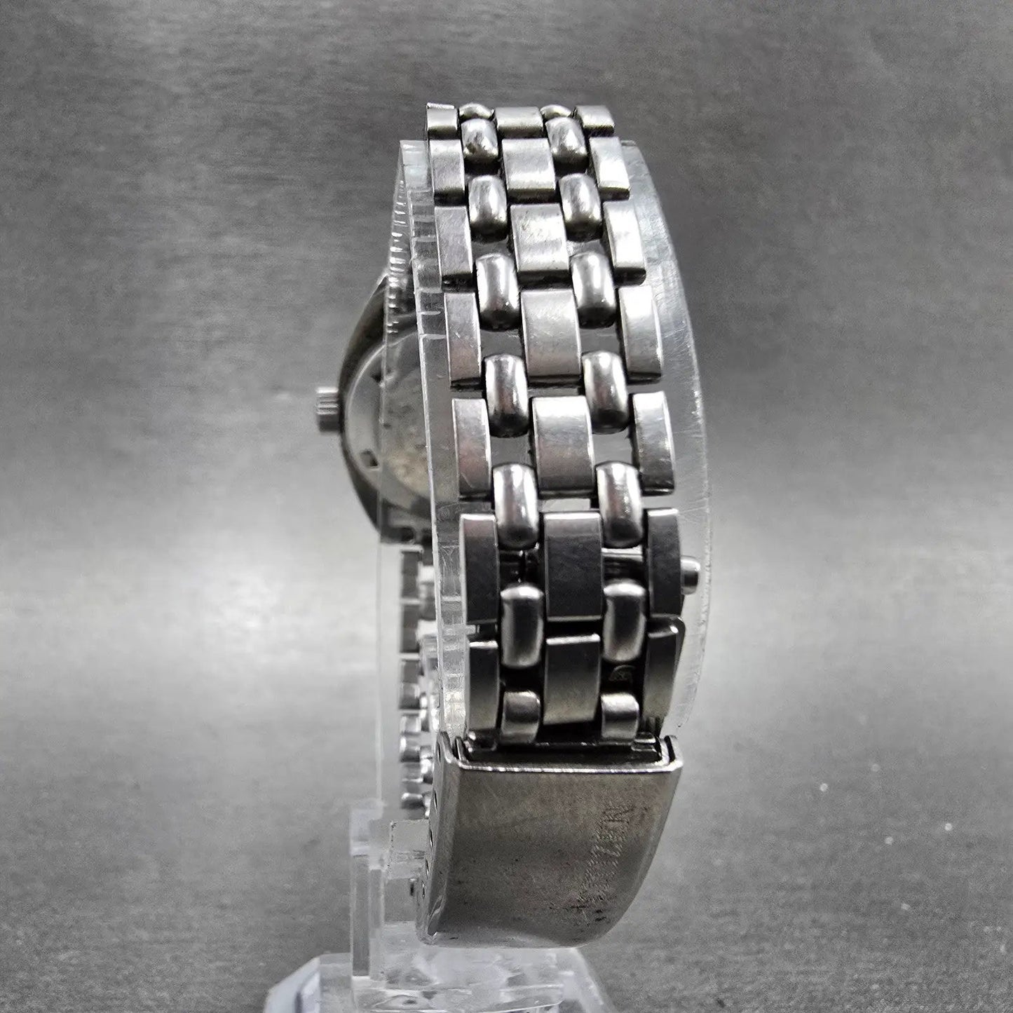 Citizen Watch Women 25mm Silver Dial Silver Tone Date Manual 4-530896 Runs7