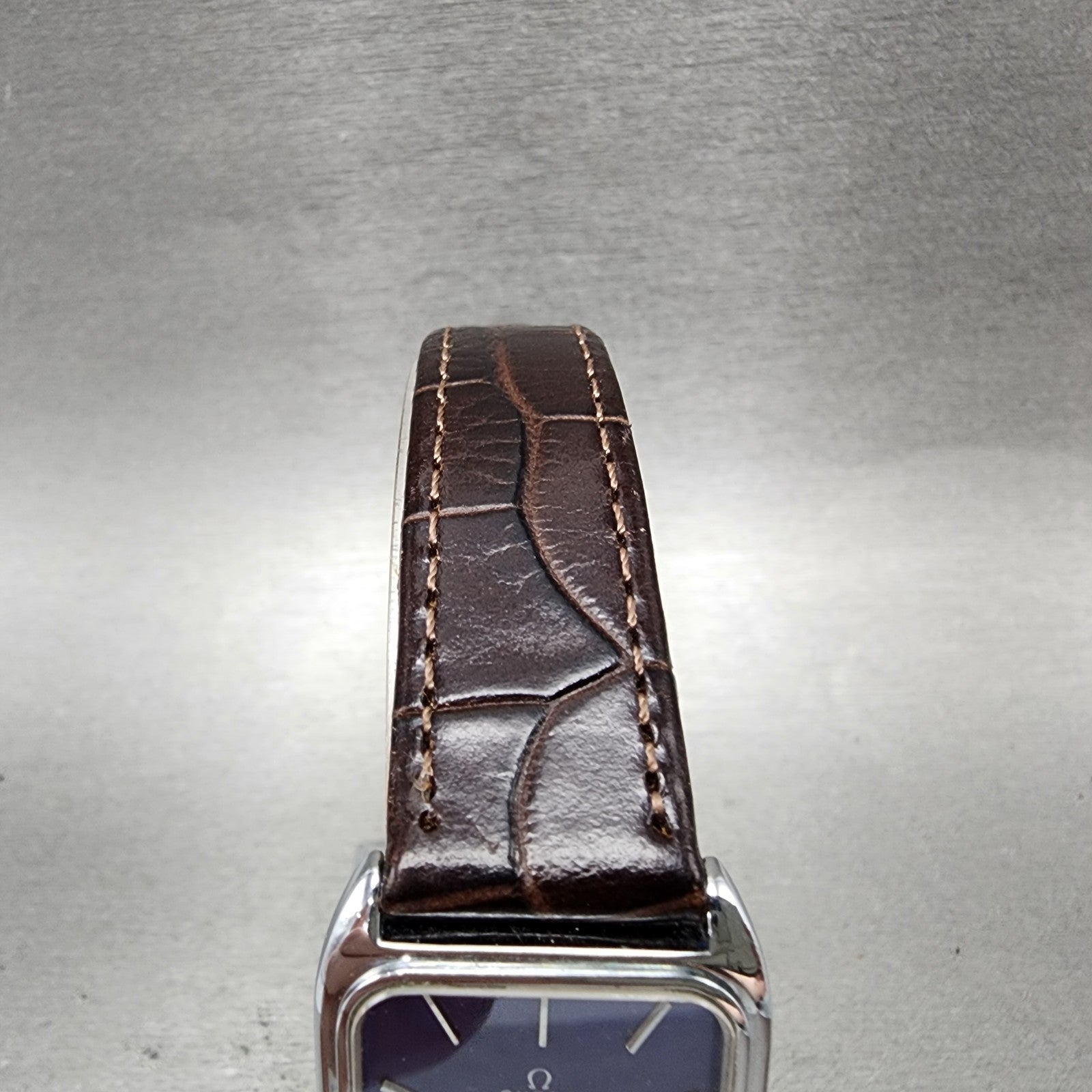 Omega De Ville Tank Watch Unisex 23mm Blue Dial Gold Plated Manual Wind Runs VTG4