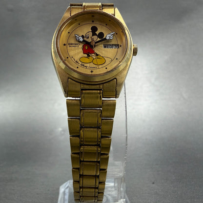 Seiko Mickey Mouse Watch Women 24mm Champagne Dial Gold Tone Daydate New Battery5