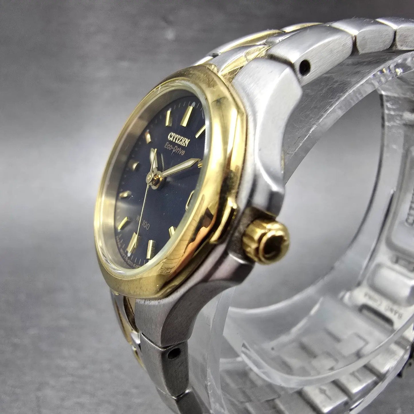 Citizen Eco-Drive Watch Women 24mm Black Dial Two Tone Date E011-K15711 Runs KO2