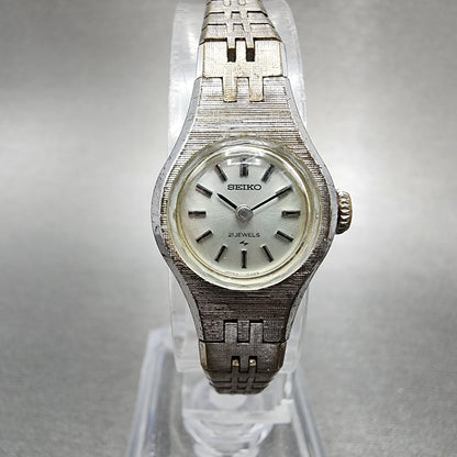 Seiko Watch Women 17mm Silver Dial Silver Tone Manual Round 110330 Runs0