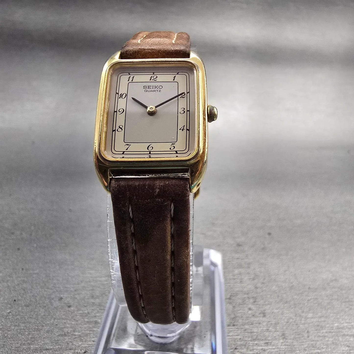 Seiko Tank Watch Women 19mm Gray Dial Gold Tone Rectangle 2P20-5E09 New Battery5