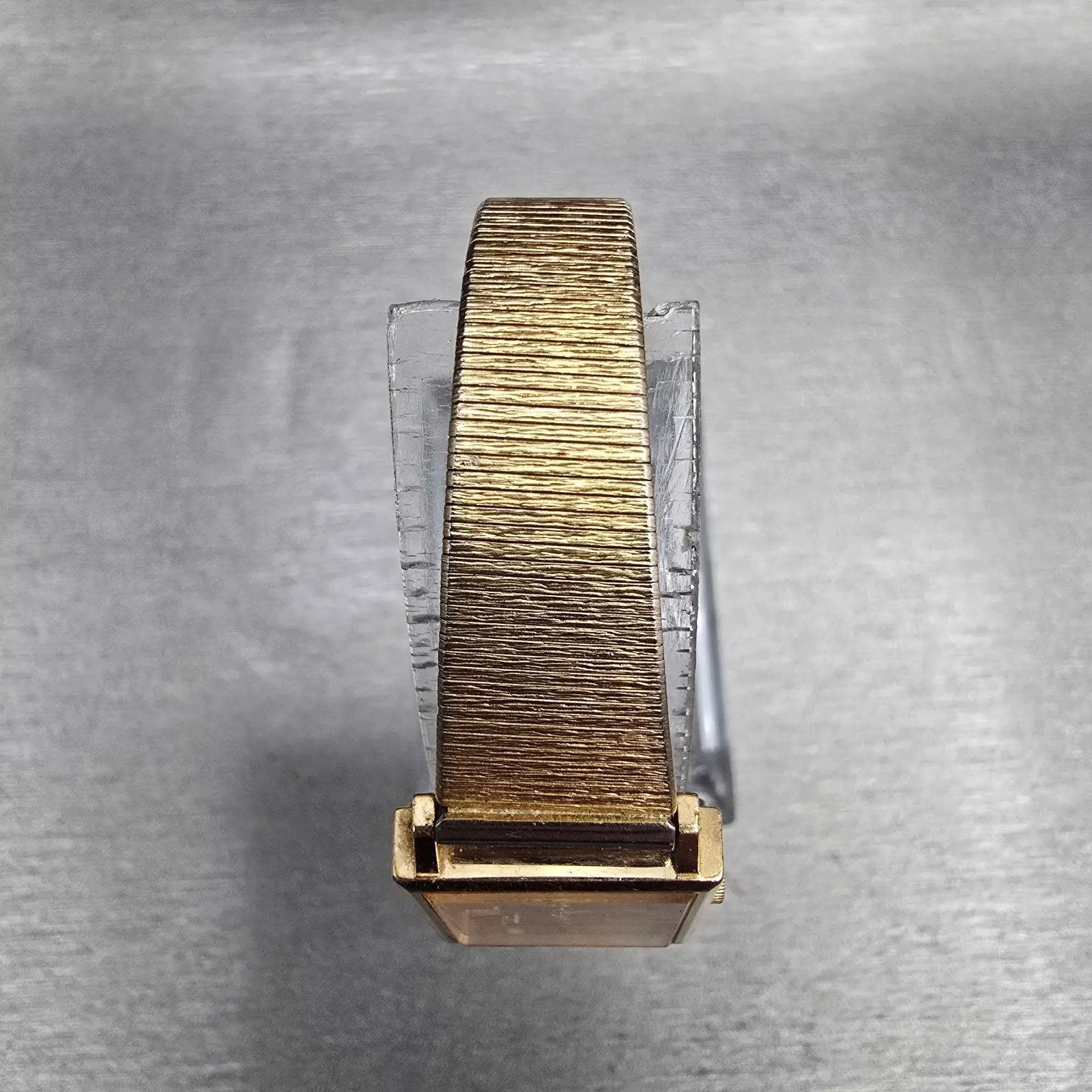 Seiko Tank Watch Women 18mm Gold Dial Gold Tone Rectangle 2C21-5190 New Battery4