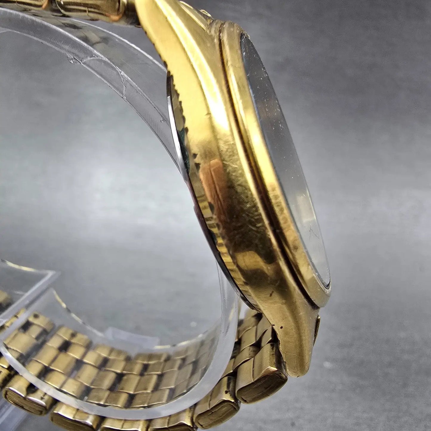 Seiko 7N43-9048 Watch Case & Bracelet Gold Tone Round 37mm W/Crystal Vintage3
