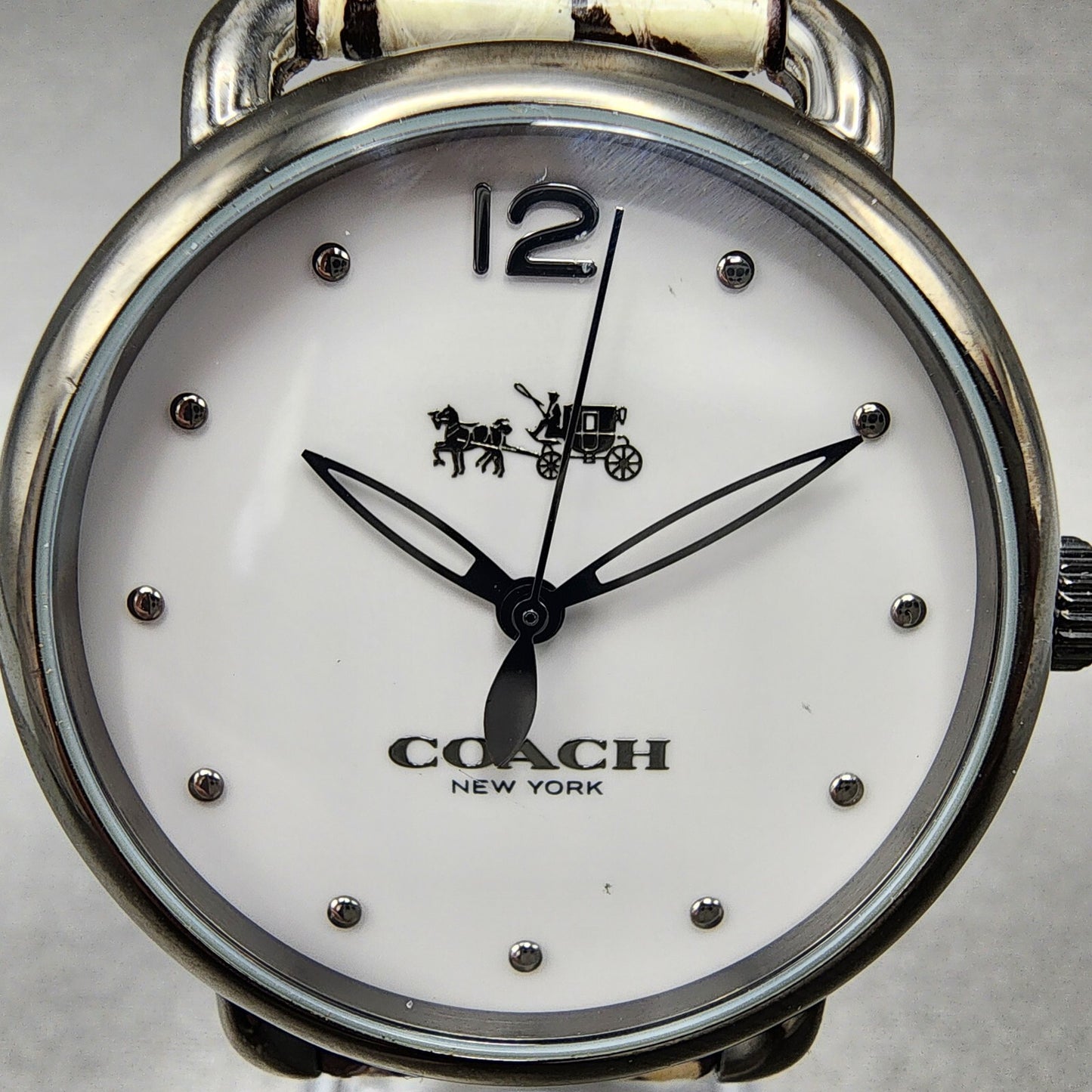 Coach Delancey Watch Women 36mm White Dial Black Tone Round Leather New Battery1