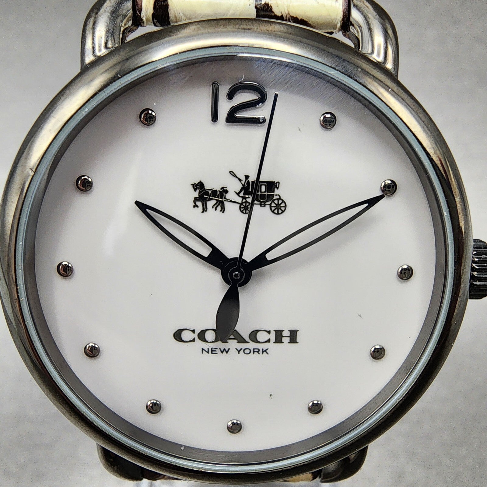 Coach Delancey Watch Women 36mm White Dial Black Tone Round Leather New Battery1