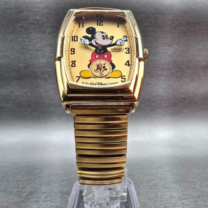 Seiko Mickey Mouse Watch Men 27mm Gold Dial Gold Tone 2K03-5009 New Battery8