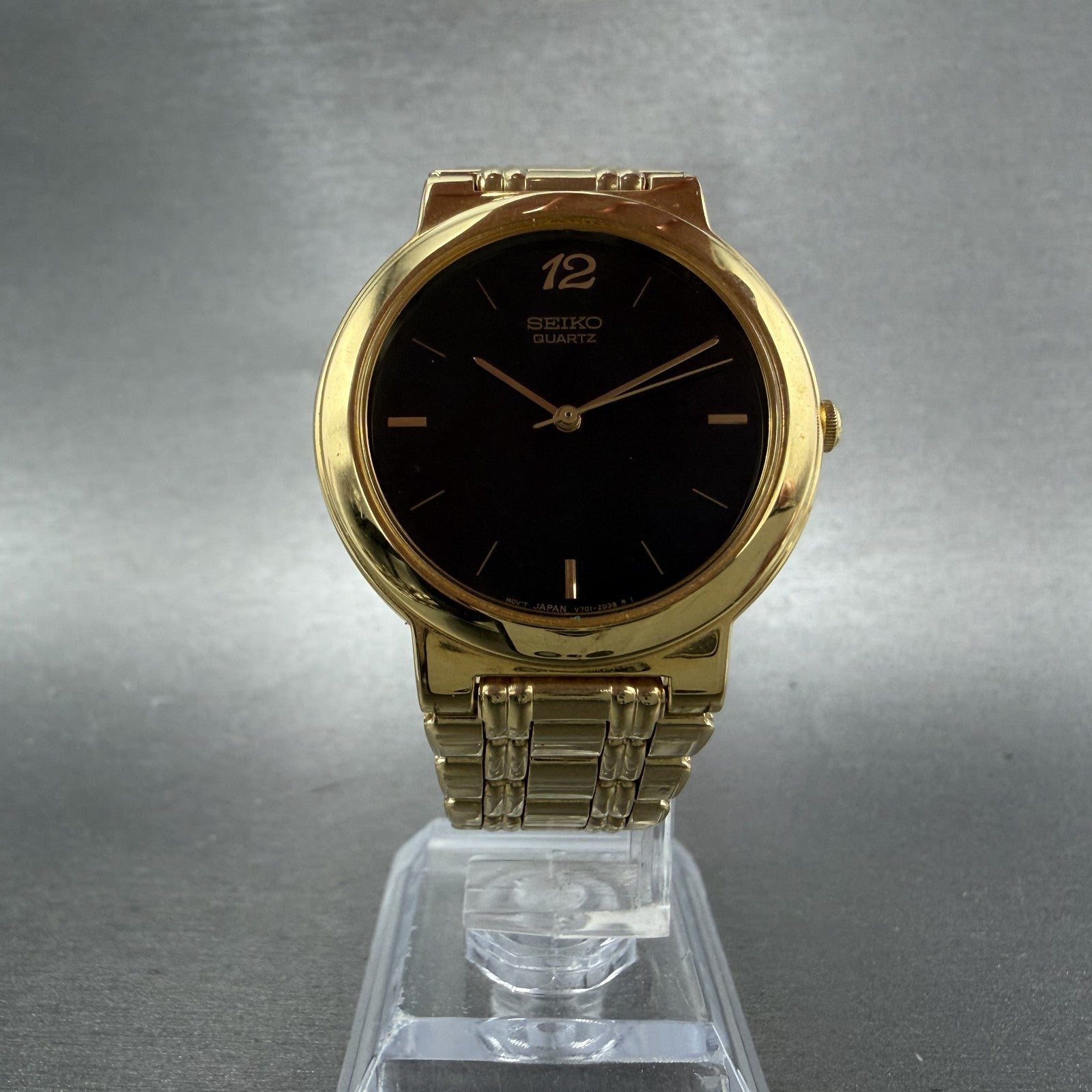 Seiko Watch Men 33mm Black Dial Gold Tone Round Vintage V7011T79 New Battery5