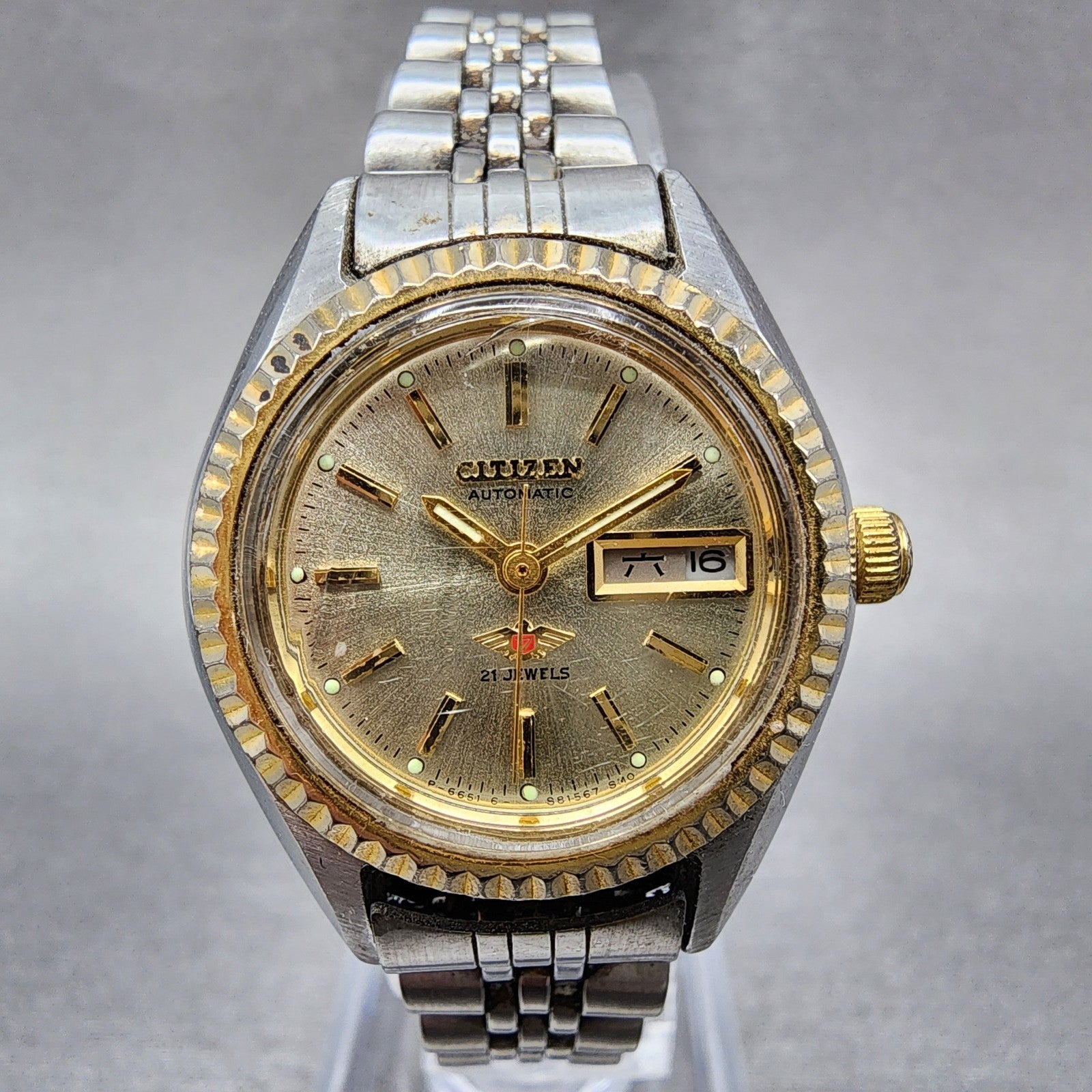 Citizen Automatic Watch Women 25mm Champagne dial Two Tone Daydate 4947070 Runs0