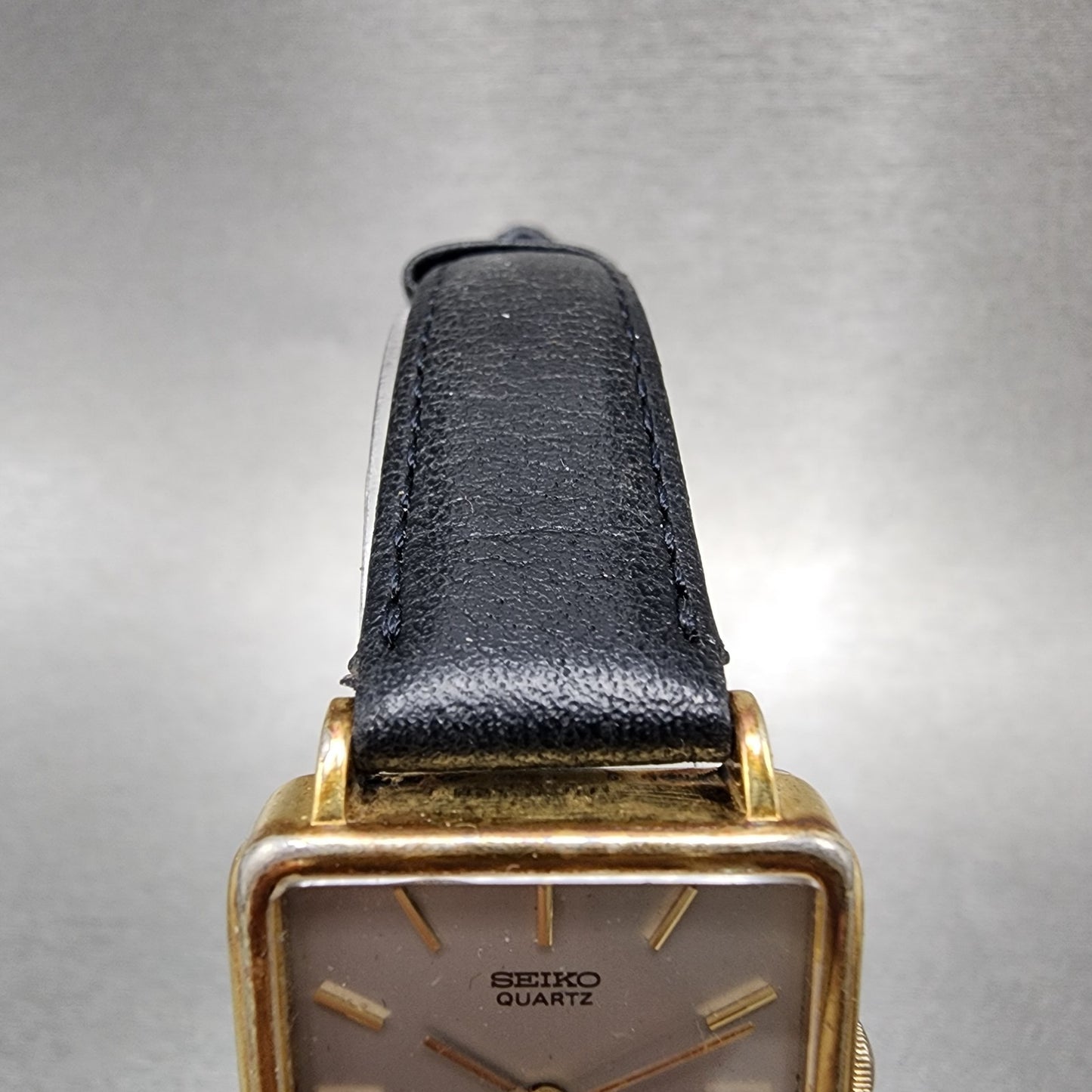 Seiko Watch Women 24mm Gray Dial Gold Tone Rectangle 433350 New Battery4