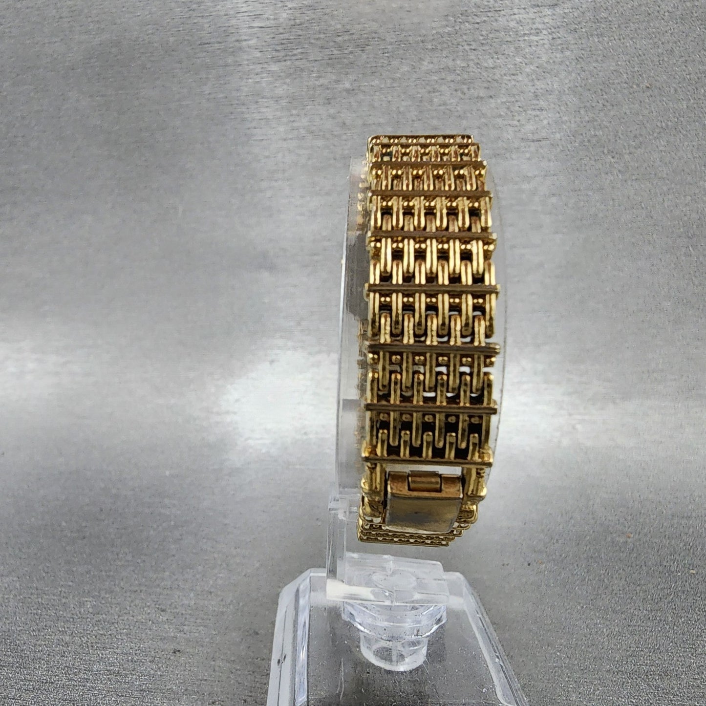 Seiko Tank Watch Women 16mm Champagne Dial Gold Tone 2c205449 New Battery7