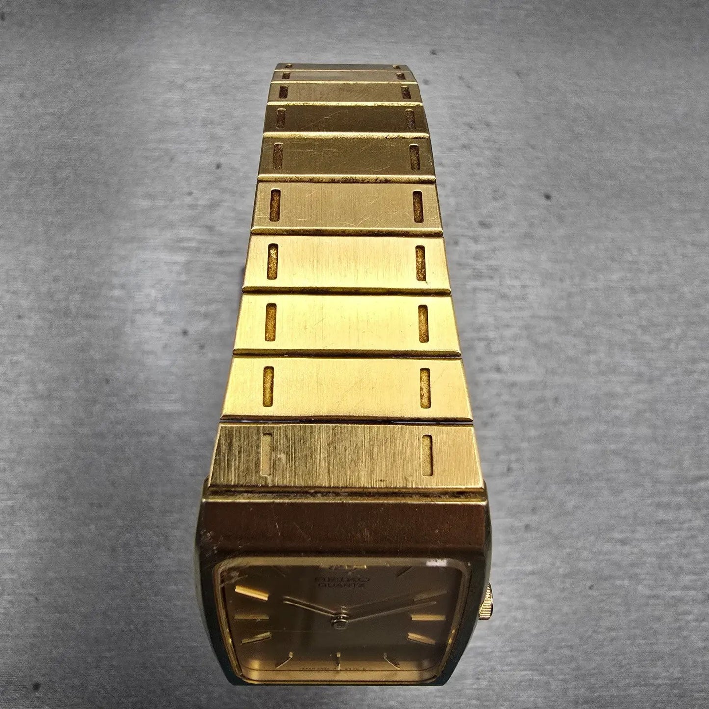 Seiko Watch Men 24mm Gold Dial Gold Tone Rectangle 5P30-5190 New Battery Vintage4