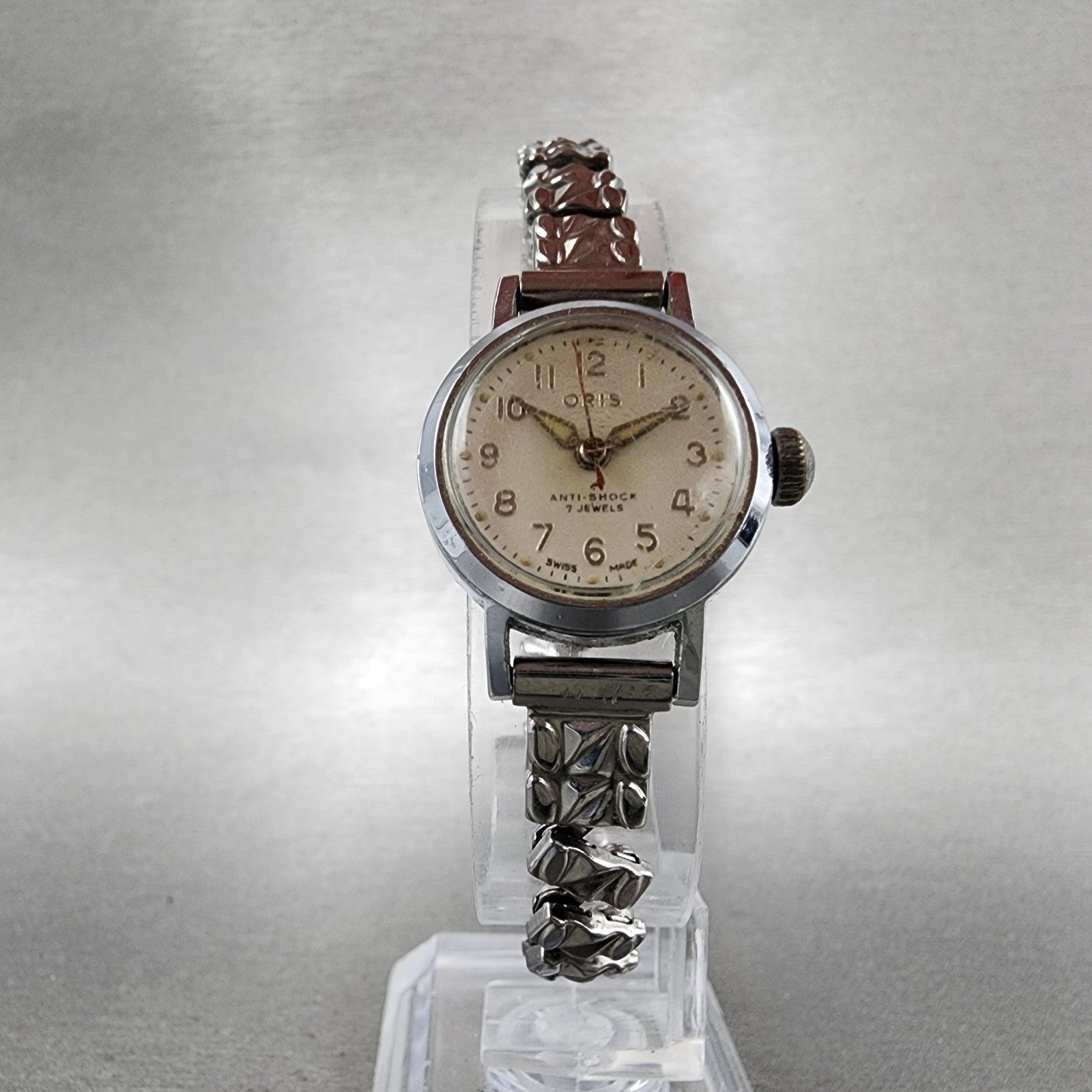 Oris Watch Women 21mm Cream Dial Silver Tone Round Manual Wind Runs VTG5