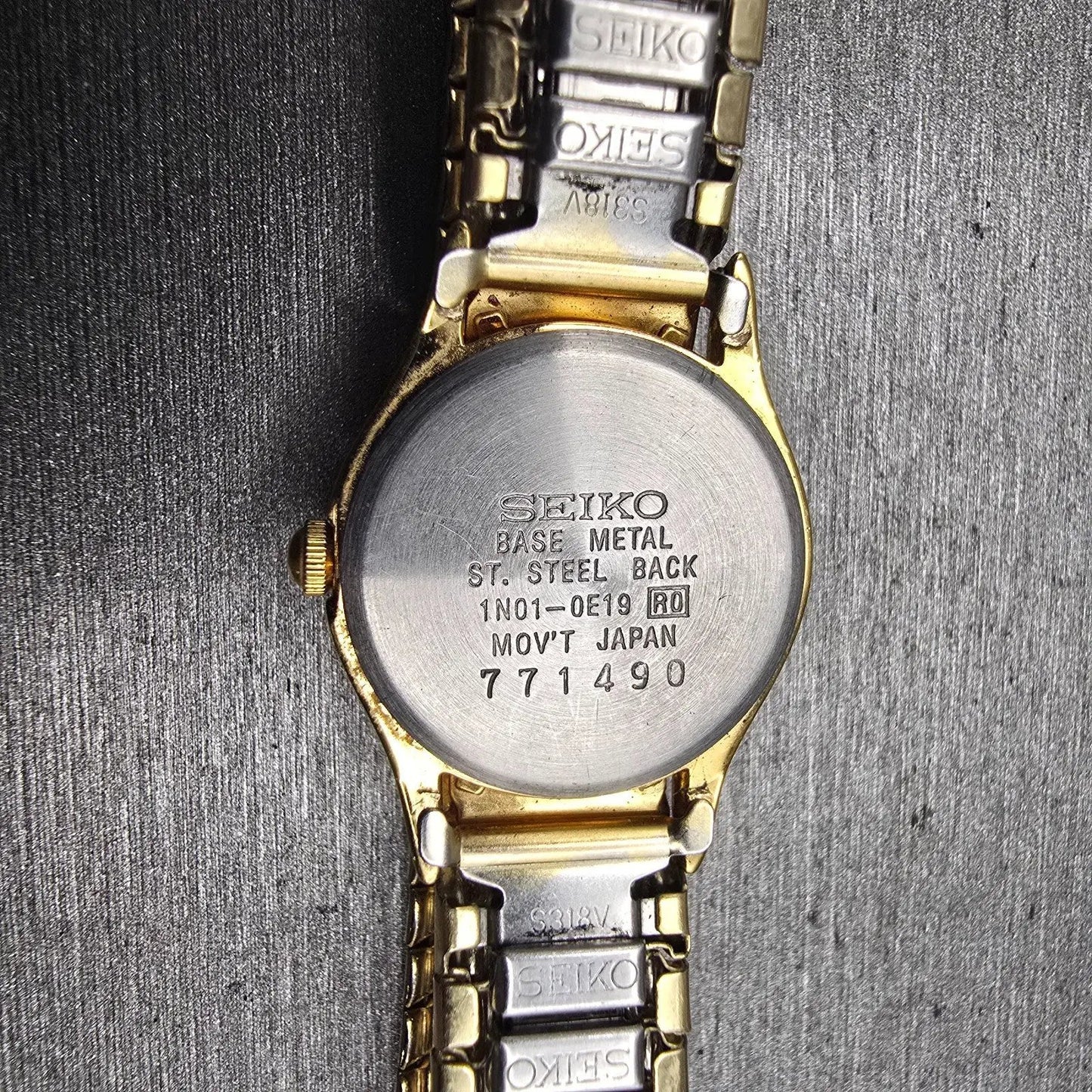 Seiko Watch Women 19mm Gold Dial Gold Tone Round 1N01-0E19 New Battery Vintage10
