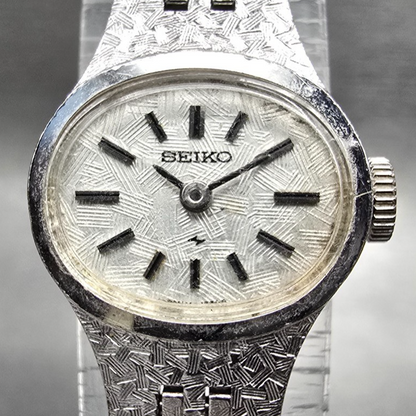 Seiko Watch Women 17mm Silver Dial Silver Tone Oval 11-7619 Manual Wind VTG JP1