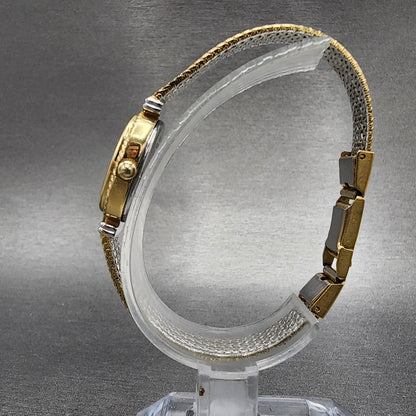 Bulova Caravelle Watch Women 17mm Cream Dial Gold Tone Mesh Band 46K02 New Batt6