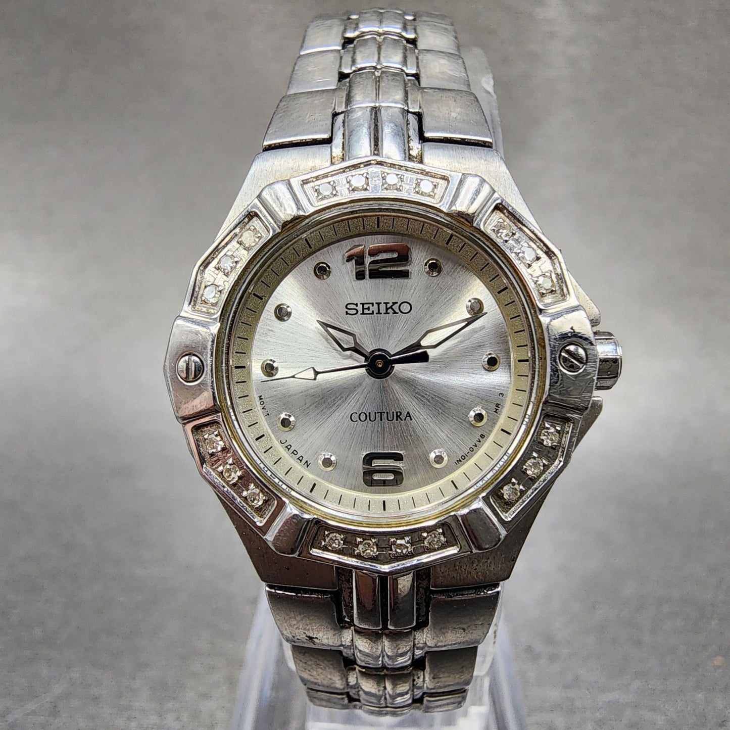 Seiko Coutura Watch Women 23mm Silver Dial Silver Tone 1n010le0 New Battery0