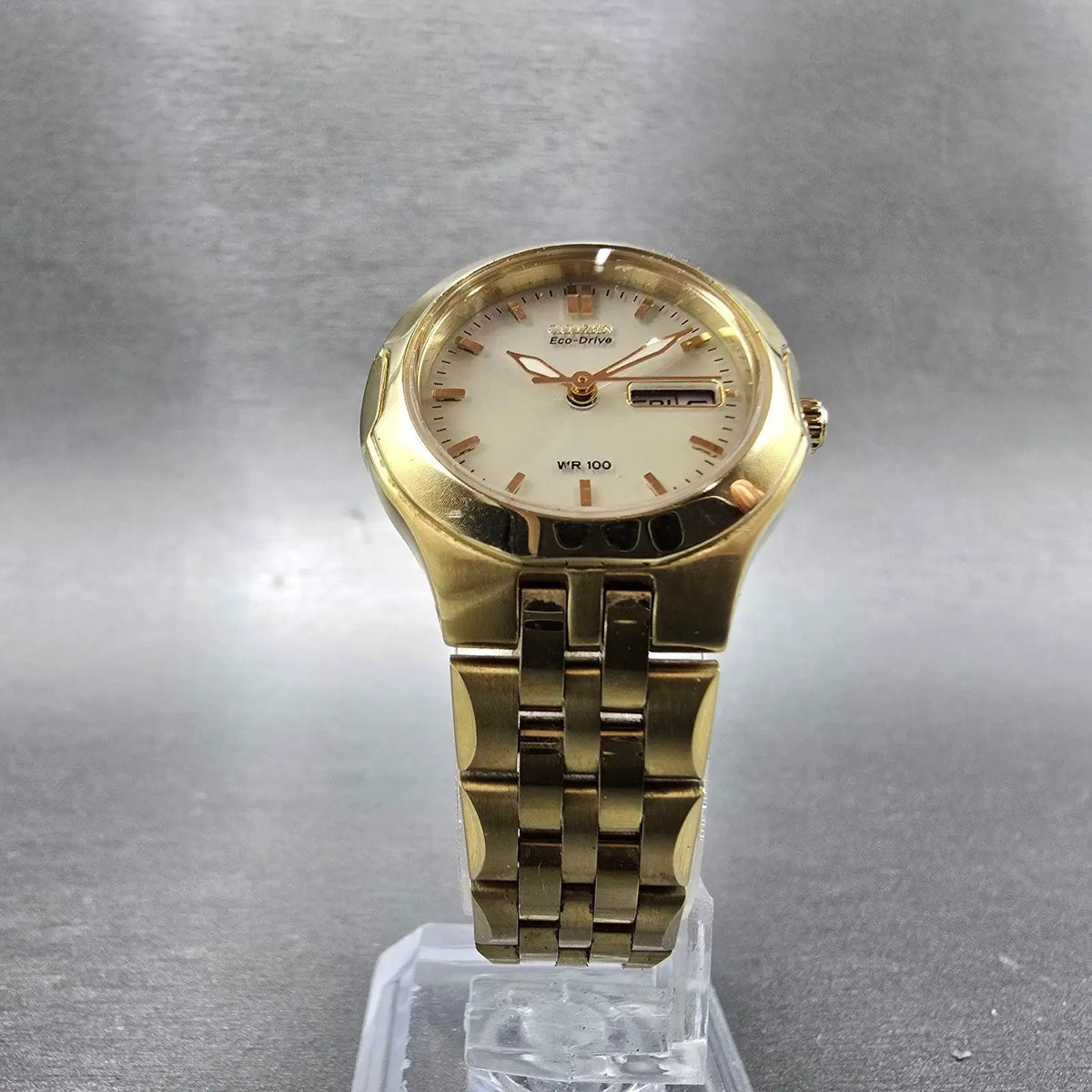 Citizen Eco-Drive Croso Watch Women 27mm Cream Dial Gold Daydate Round Runs JP5