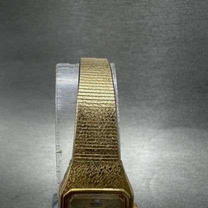 Seiko Watch Women 17mm Champagne Dial Gold Tone Rectangle 2C205780 New Battery5