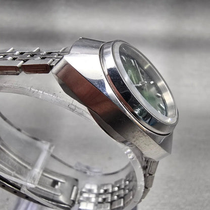 Citizen Watch Women 24mm Green Dial Silver Tone Date 4-530934 Manual Wind VTG3