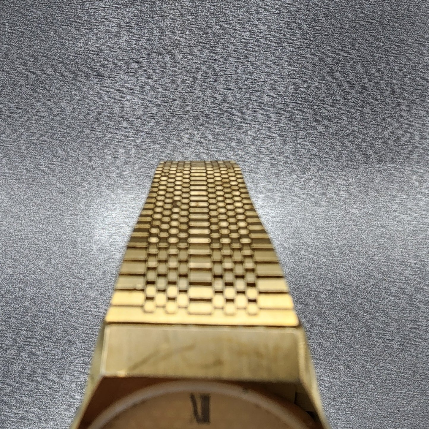 Wittnauer Watch Men 32mm Gold Dial Gold Tone Round Bracelet New Battery5