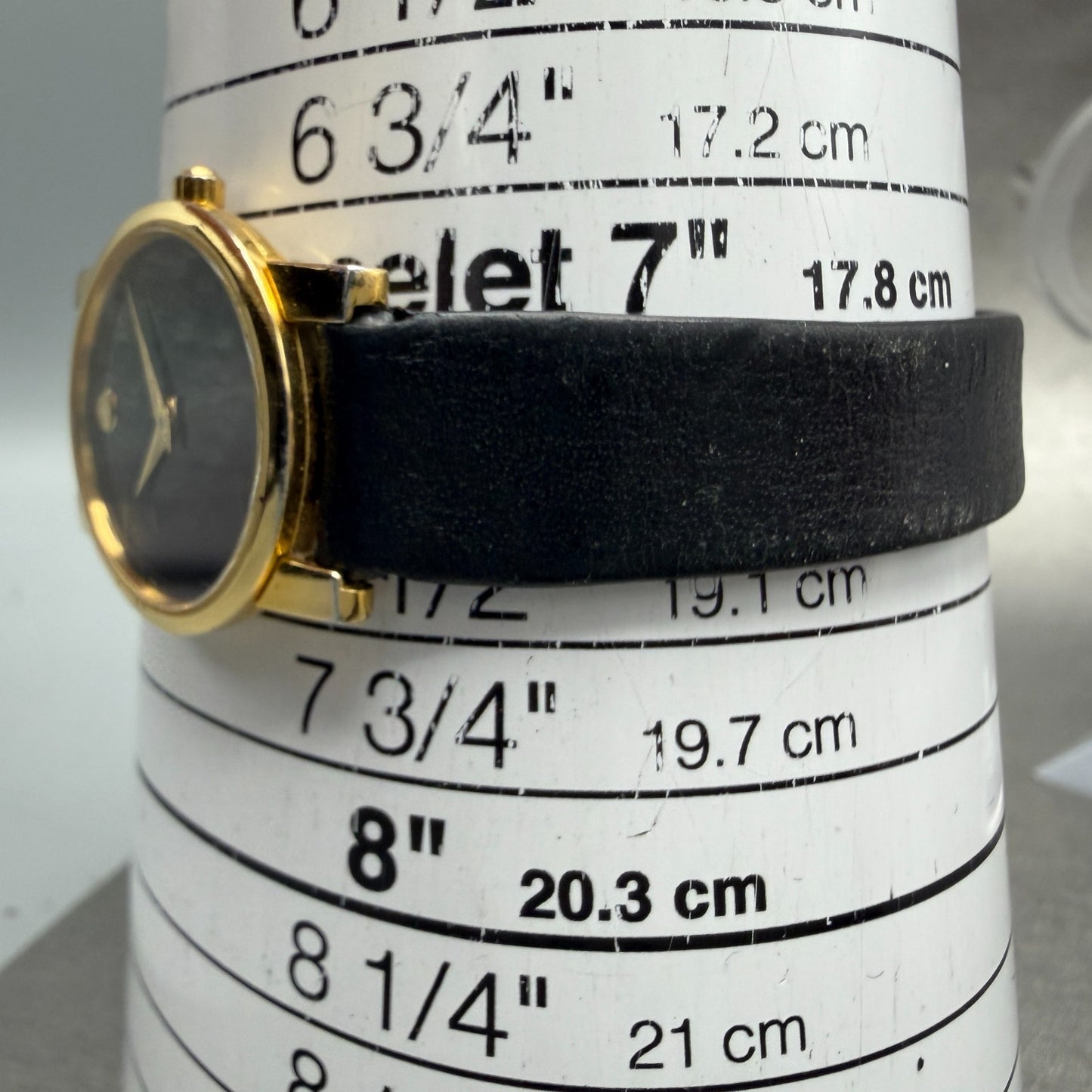 Movado Muesum Watch Women 25mm Black Dial Gold Tone Round 87 A1 845 New Battery110
