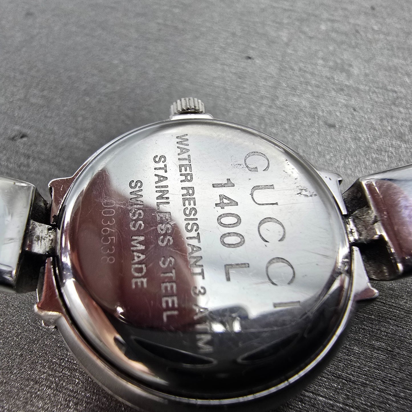 Gucci 1400L Watch Women 26mm Black Dial Silver Tone Round New Battery Swiss Made9