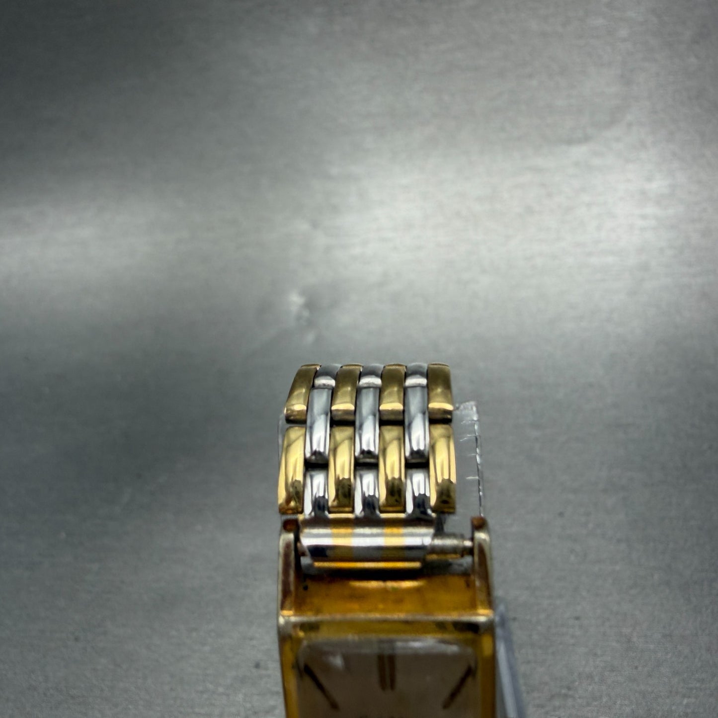 Seiko Venus Tank Watch Women 15mm Silver Dial Gold Tone 5514 Manual Runs Vintage4