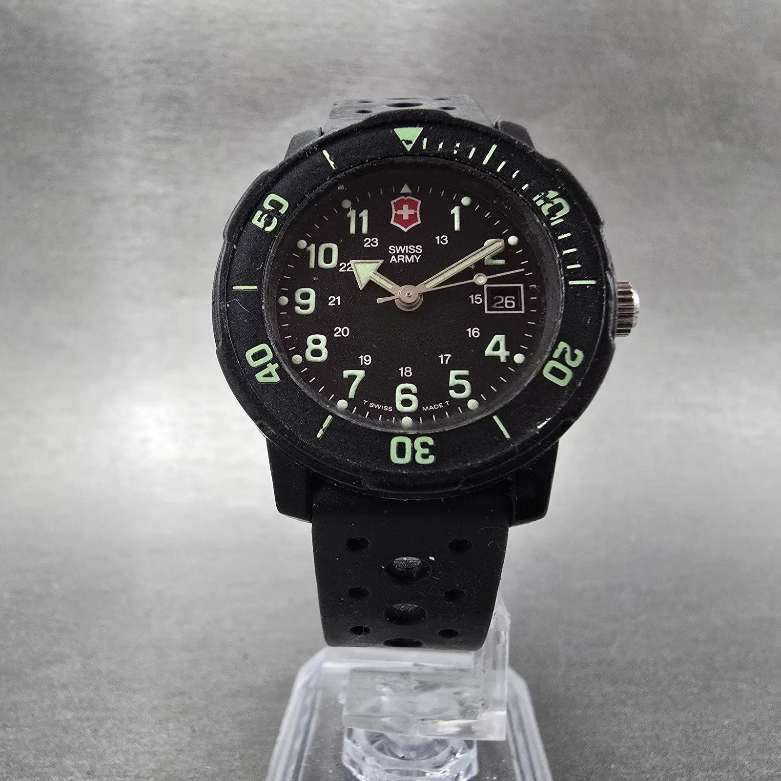 Victorinox Swiss Army Striker Watch Women 31mm Black Dial Black Tone Date PARTS6