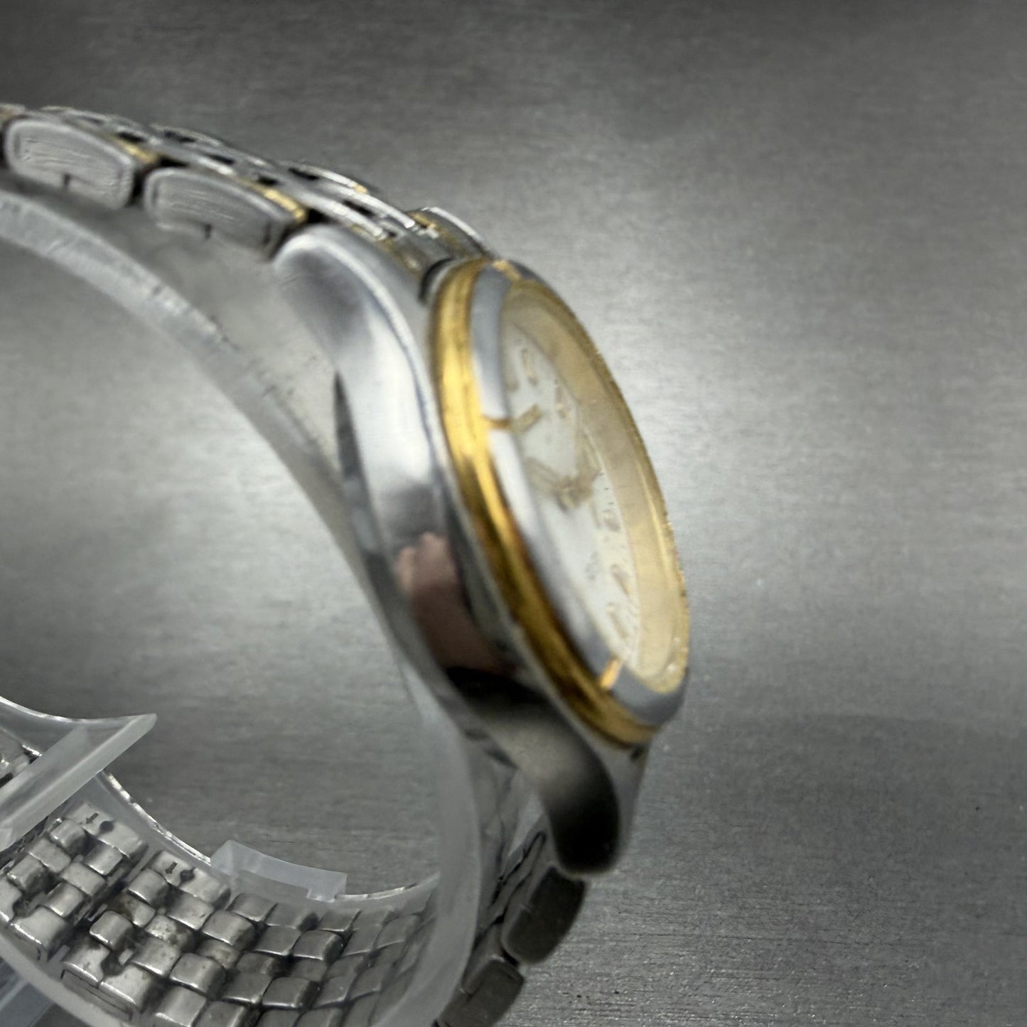 Seiko SQ 50 Watch Women 26mm White Dial Two Tone Date 7N82-0530 New Battery3