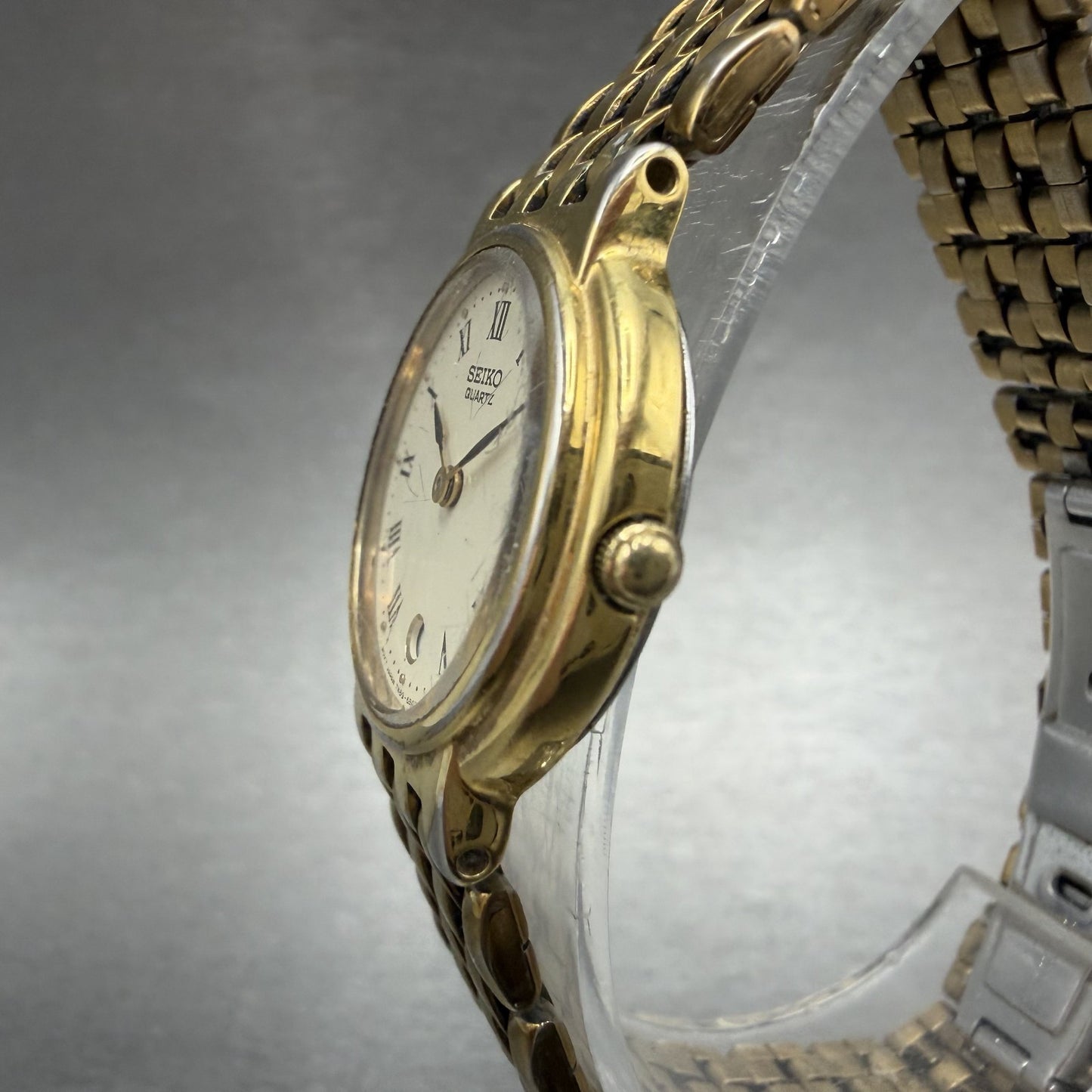 Seiko Watch Women 25mm Cream Dial Gold Tone Date Round 7N89-F020 New Battery2
