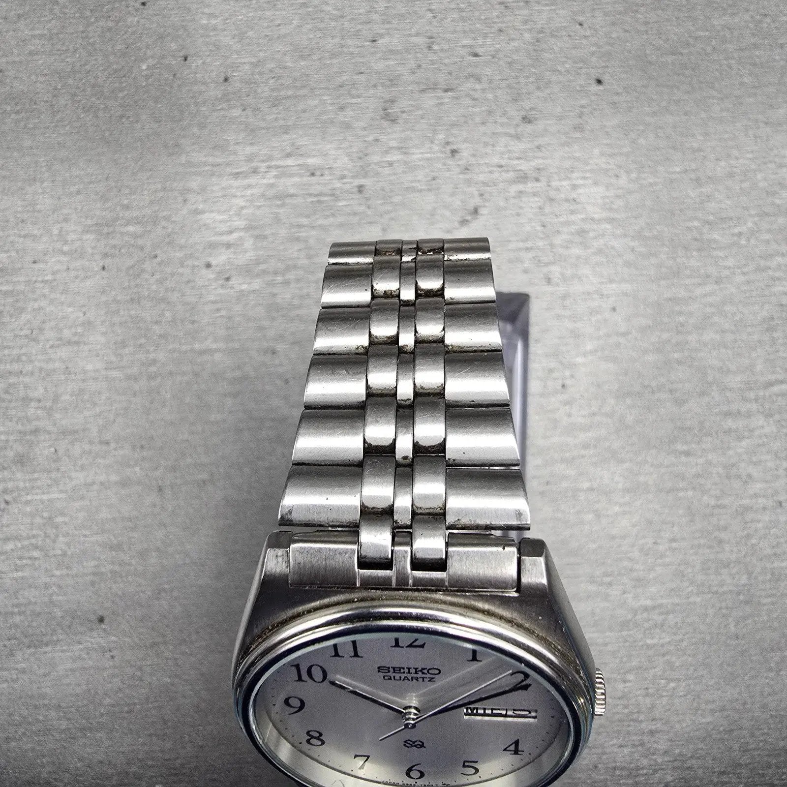 Seiko SQ Watch Men 34mm Silver Dial Silver Tone Daydate Round 6923-7039 New Batt4