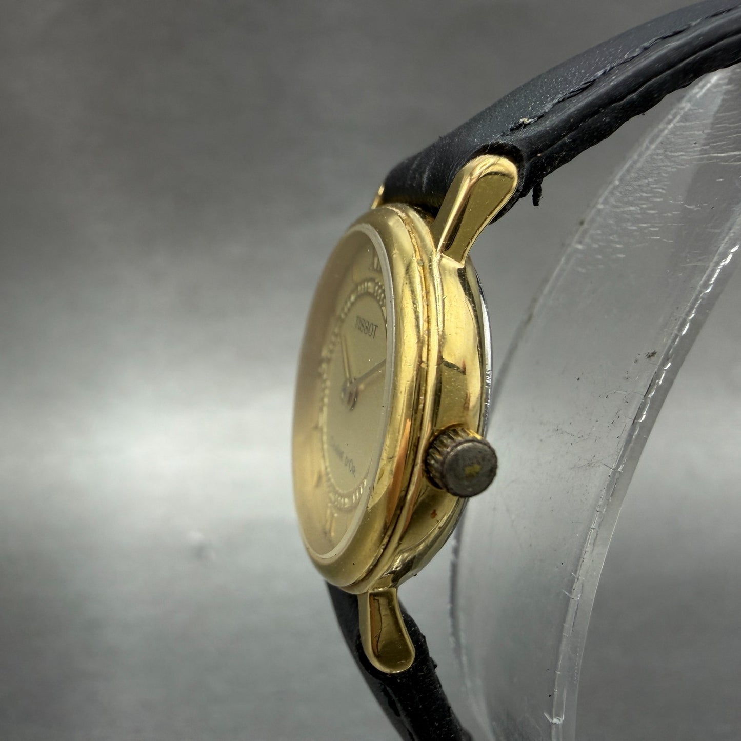 Tissot Watch Women 23mm Gold Dial Gold Tone Round E238 New battery2