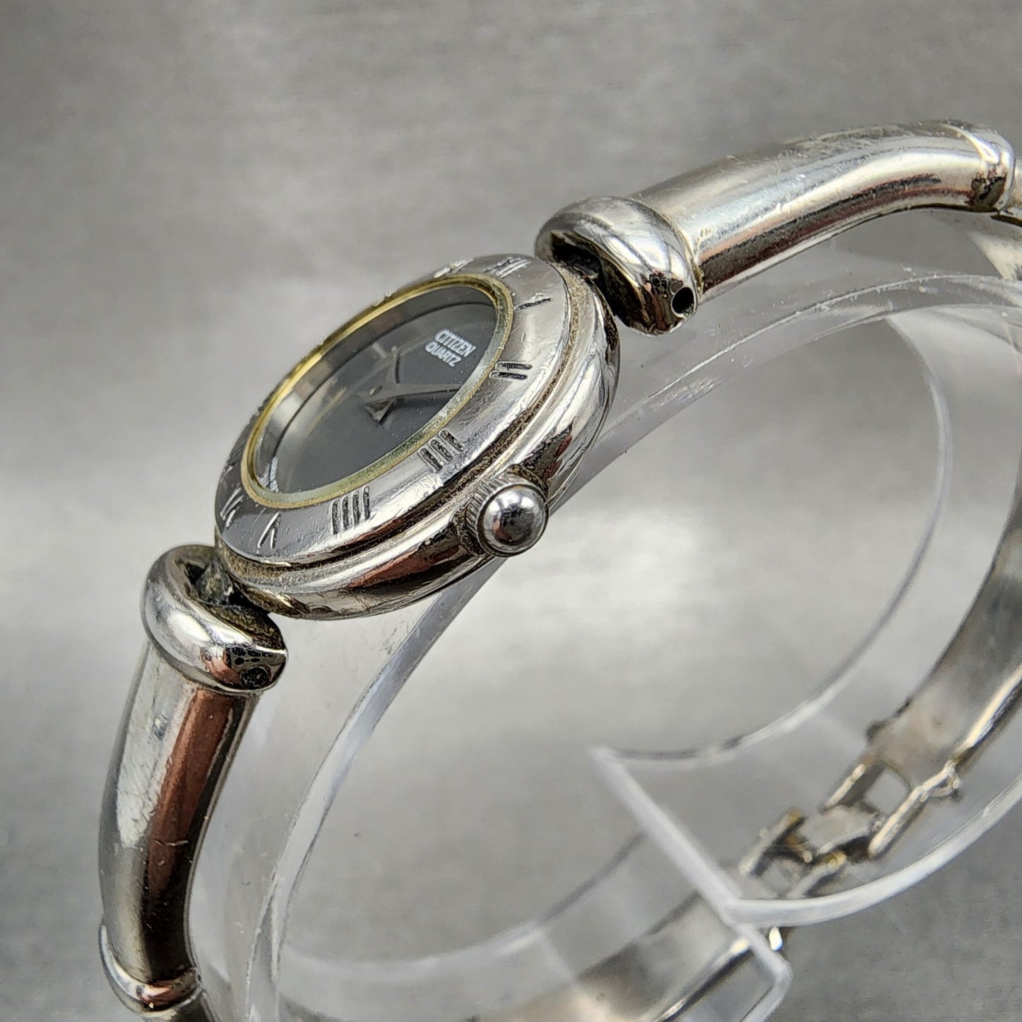 Citizen Watch Women 21mm Gray Dial Silver Tone Round Bangle 5920H14258 New batt2