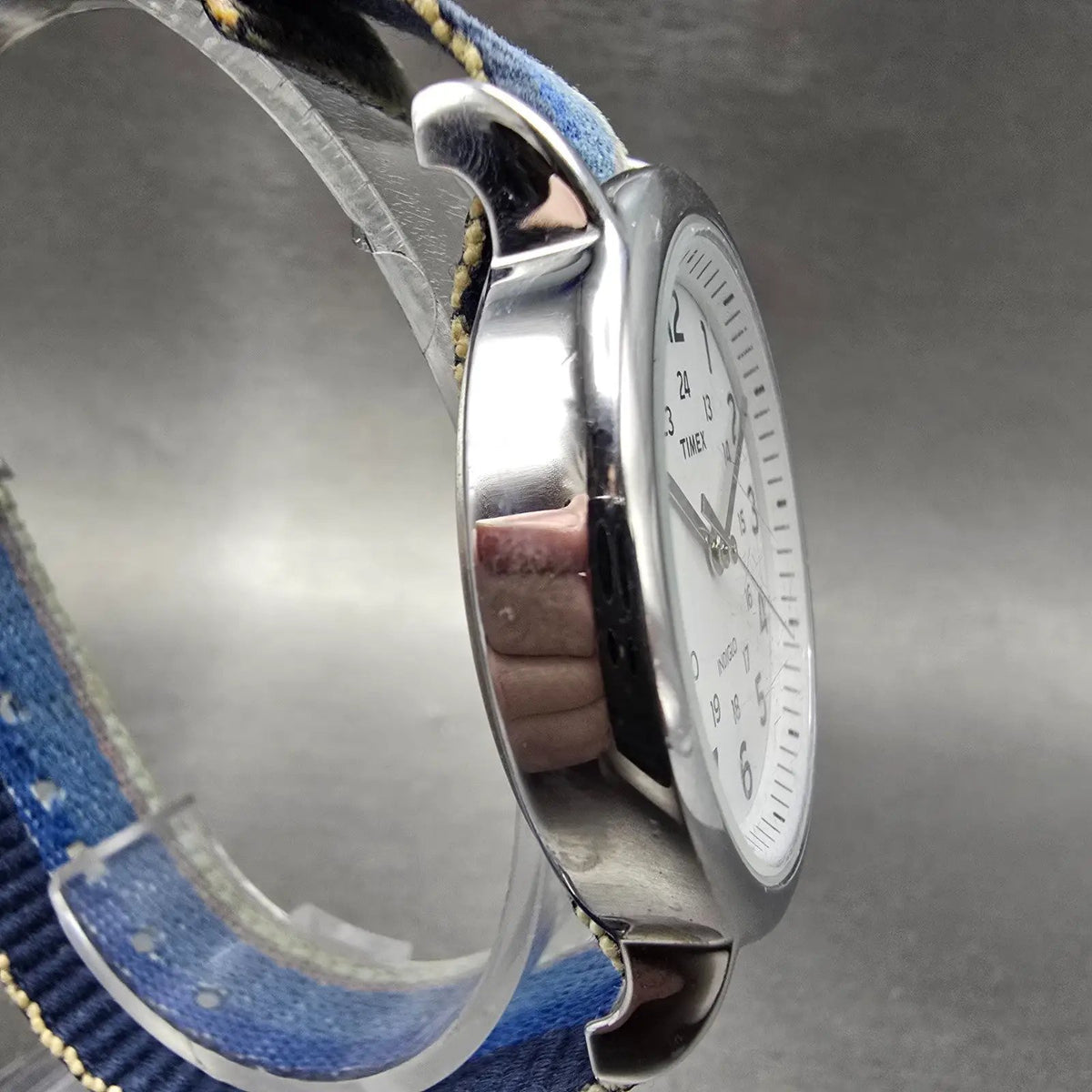 Timex Weekender Watch Men 38mm White Dial Silver Tone TW2R10400 New Battery Blue3