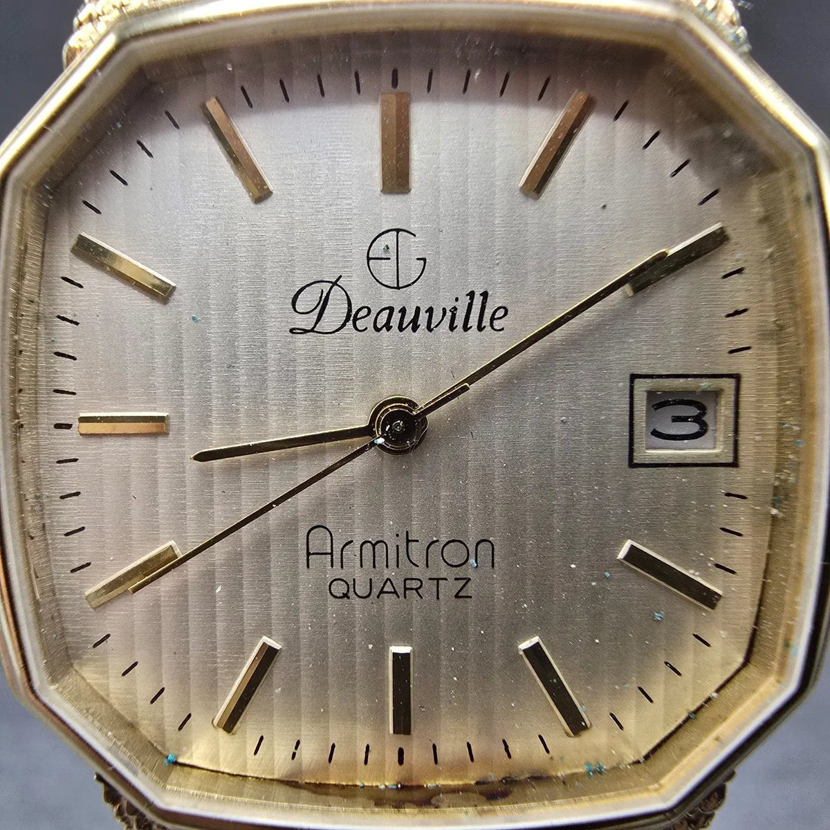 Armitron Deauville Watch Men 31mm Champagne Dial Gold Date PARTS VTG Quartz2