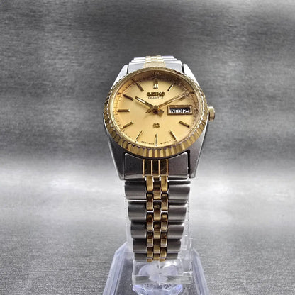 Seiko SQ Watch Women 24mm Gold Dial Two Tone Daydate Round 3E23-0A69 New Batt 895