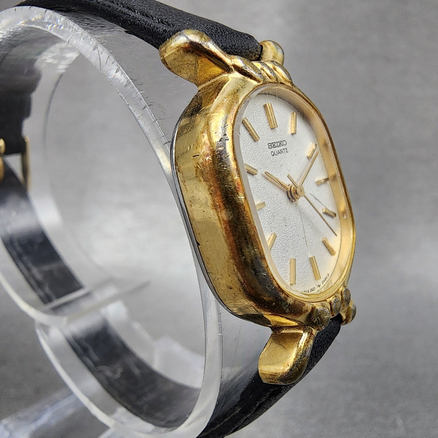Seiko Watch Women 20mm White Dial Gold Plated Oval 26215230 New Battery VTG4
