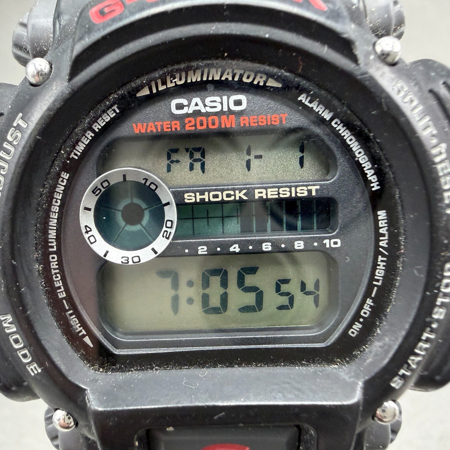 Casio G-Shock DW-9052 Watch Men 47mm Digital Black&Red Round New Battery PLKJF1