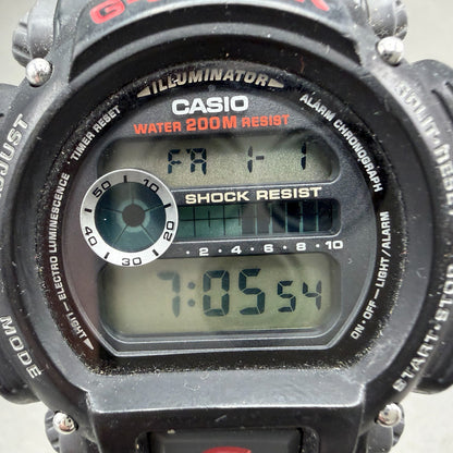Casio G-Shock DW-9052 Watch Men 47mm Digital Black&Red Round New Battery PLKJF1