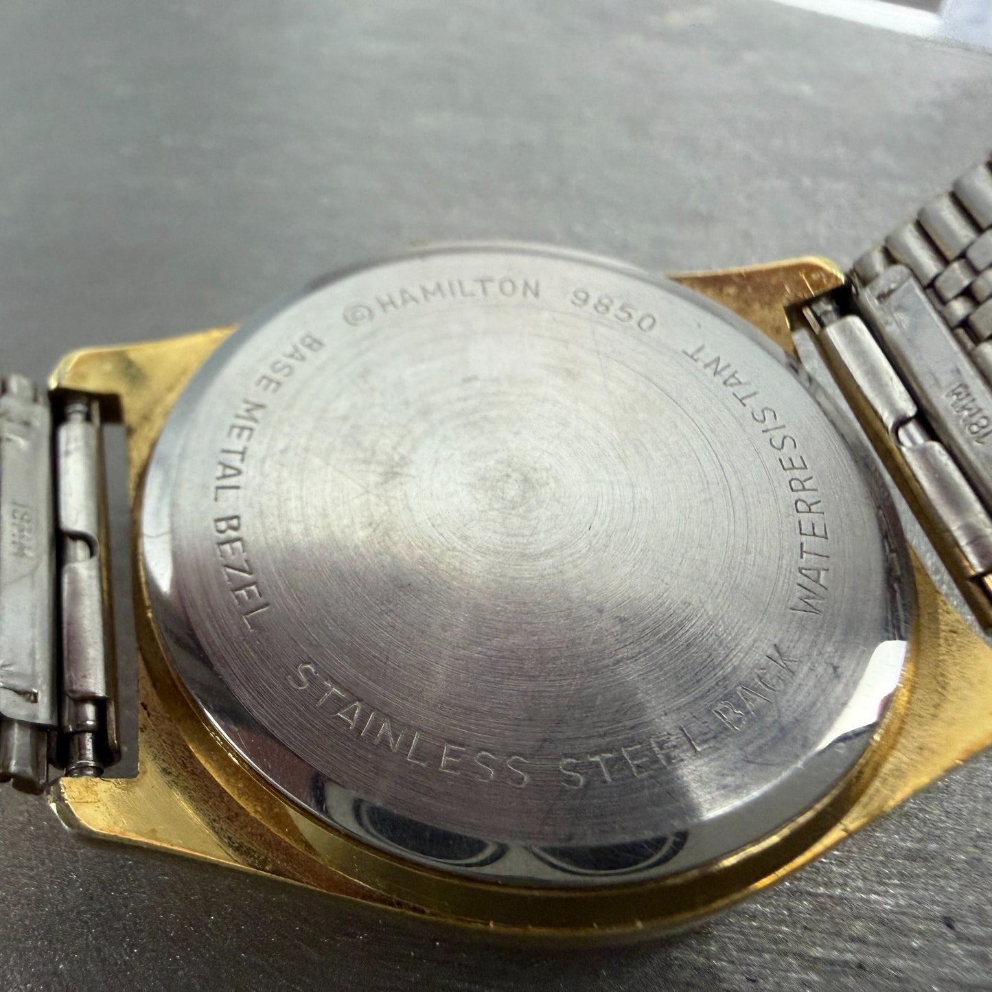 Hamilton Watch Men 34mm Champagne Dial Gold Tone Round 9850 Optimist INT PARTS10