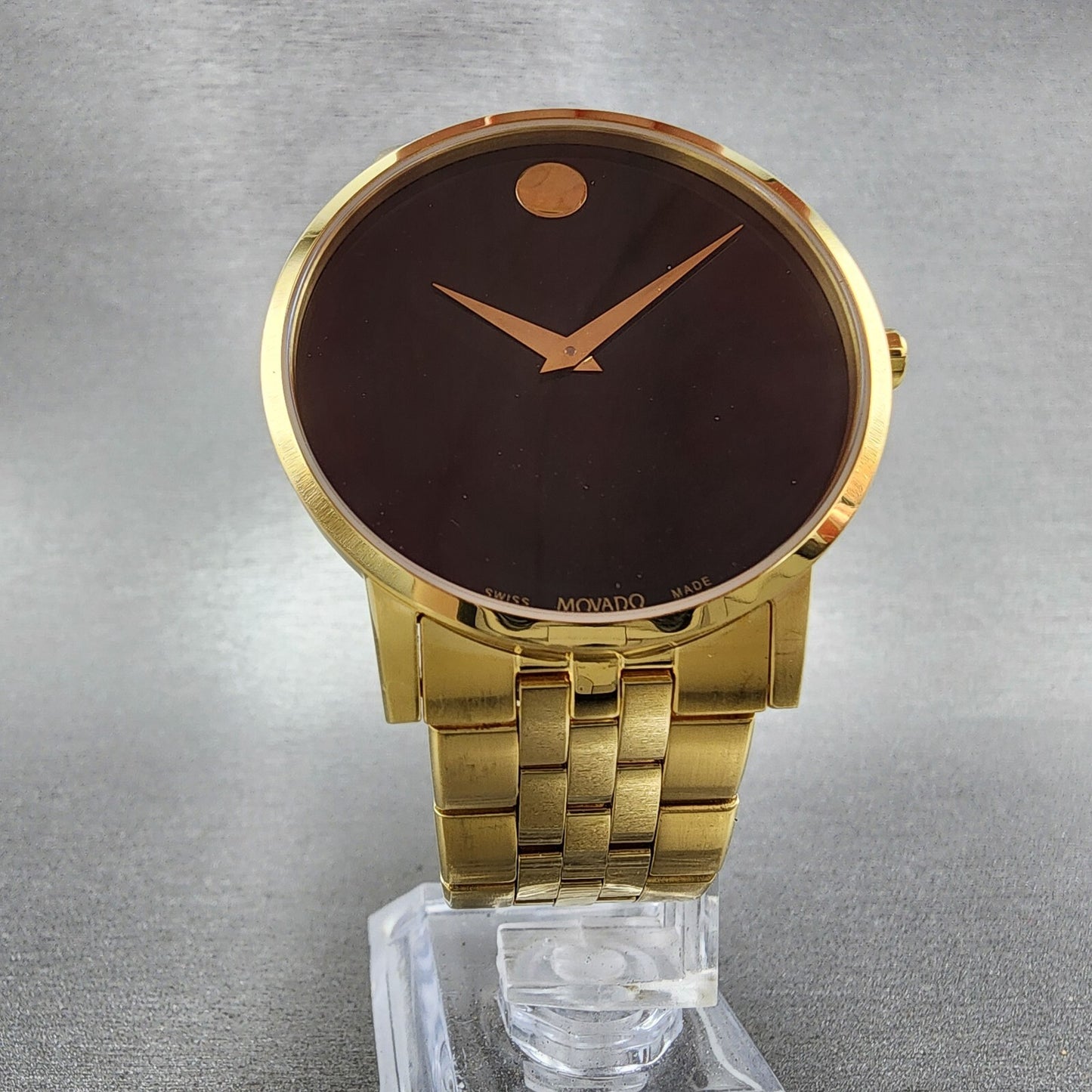 Movado Museum Watch Men 40mm Black Dial Gold Tone Round Bracelet Swiss 06072036