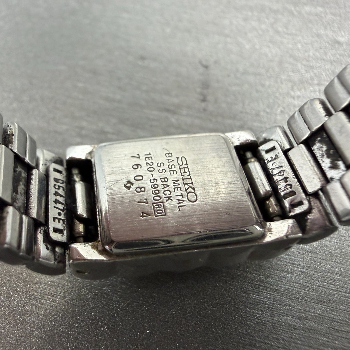 Seiko Tank Watch Women 13mm Silver & Gold Dial Two Tone 1E20-5990 New Battery9