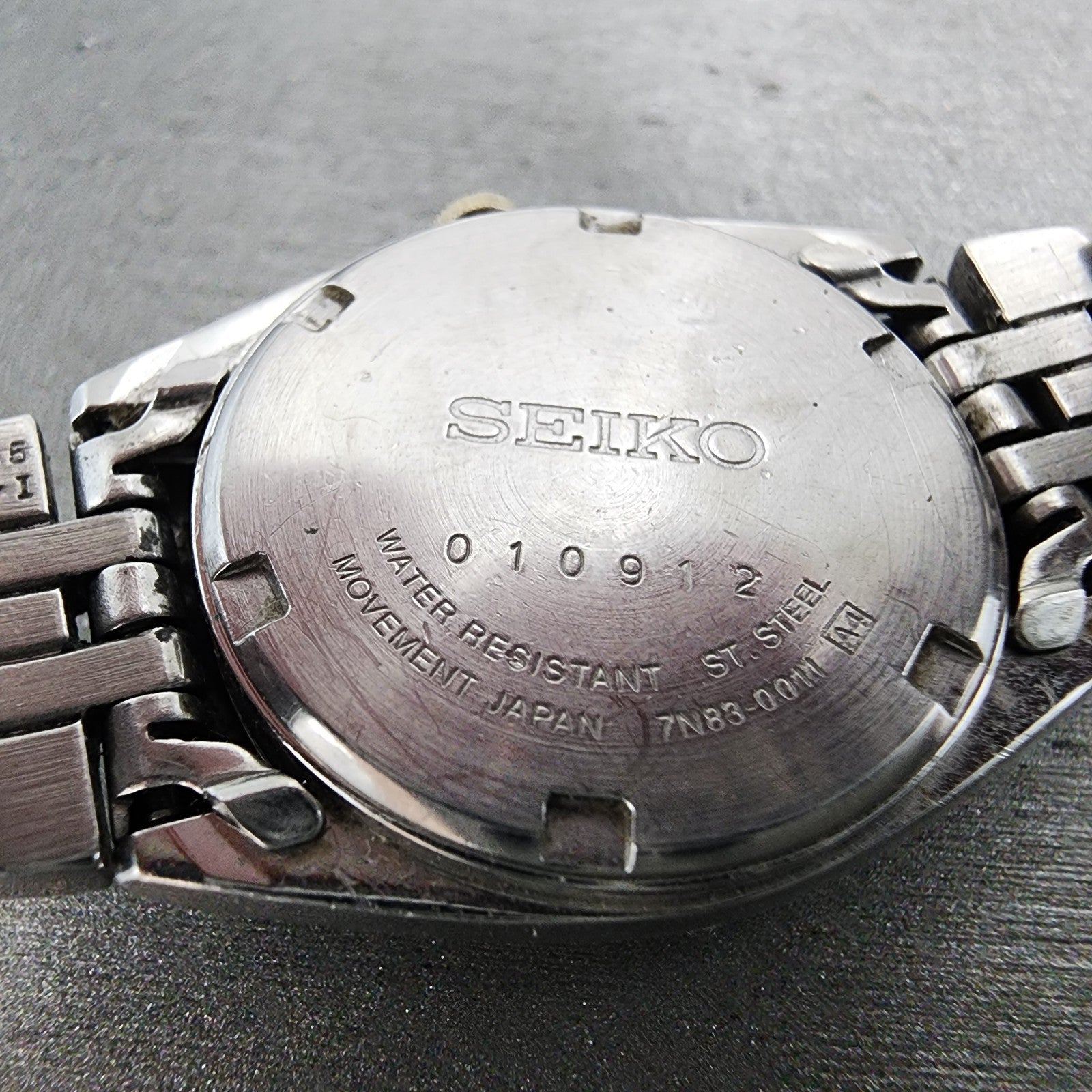 Seiko Watch Women 23mm White Dial Two Tone Daydate 7n830011 New Battery9